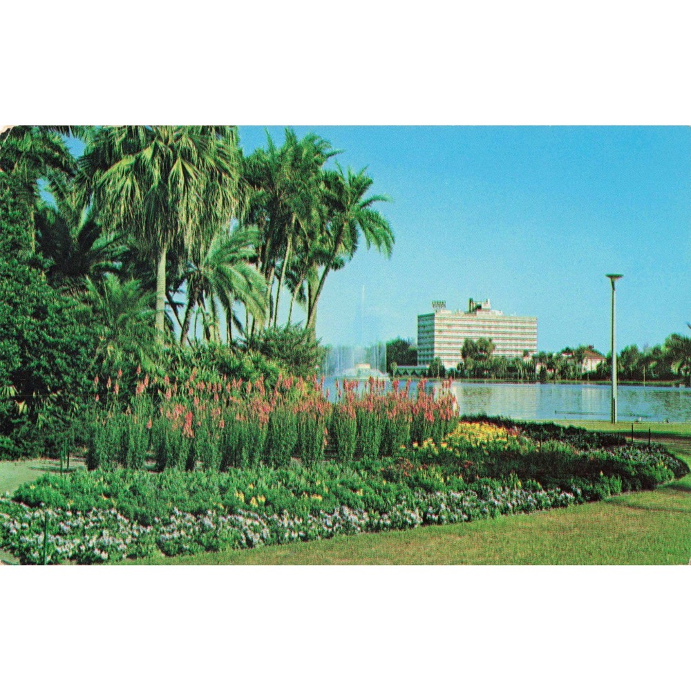 Vintage Orlando Florida Lake Eola Cherry Plaza Hotel Fountain Postcard 1965 VG